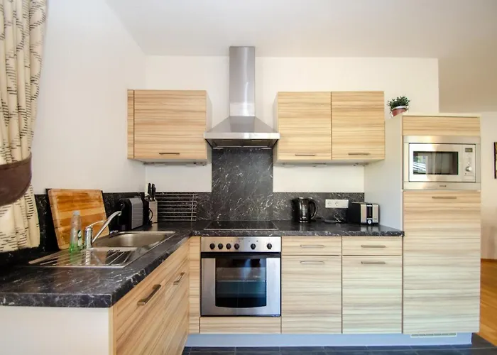 Kitz Residenz Six דירה קפרון